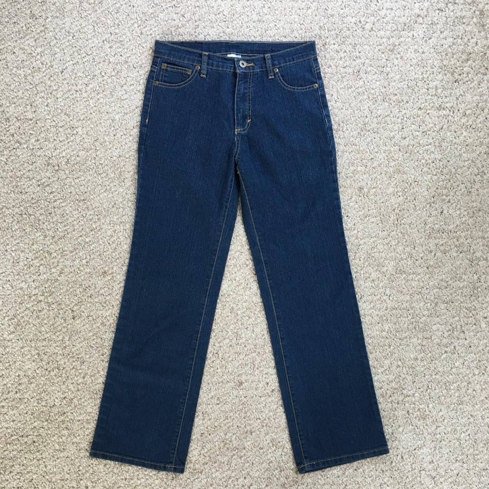 Dark Wash Quiksilver Jeans 28 Short